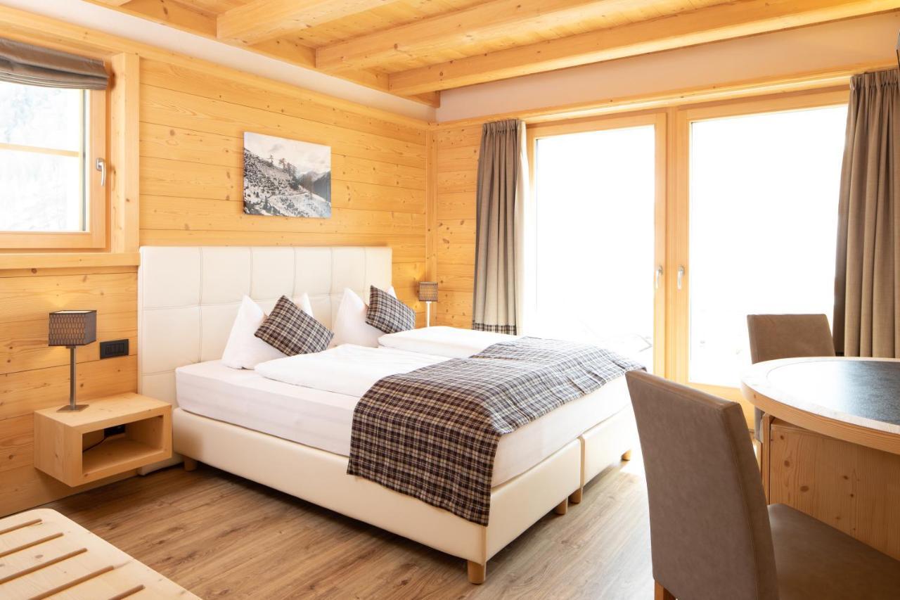 B&B Ecohotel Chalet Des Alpes 利维尼奥 外观 照片