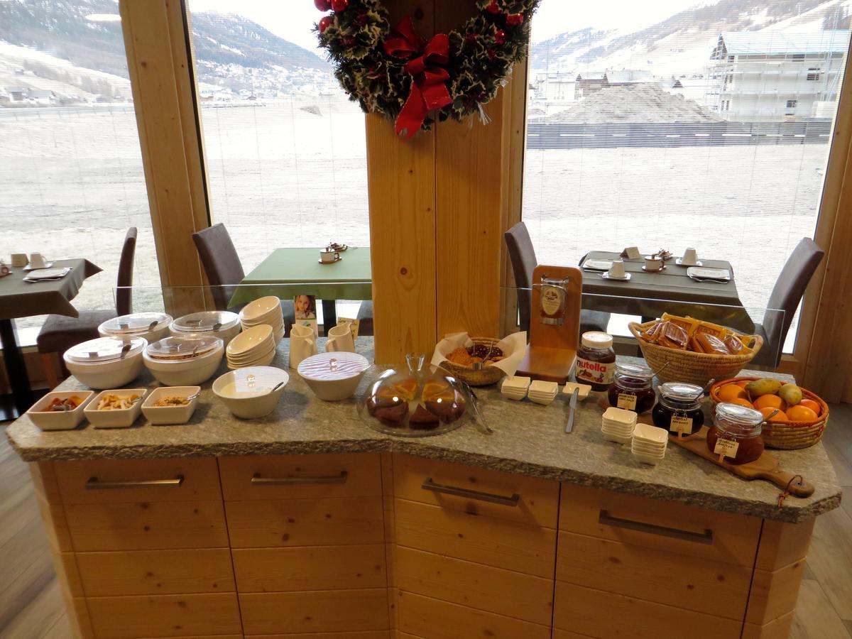 B&B Ecohotel Chalet Des Alpes 利维尼奥 外观 照片